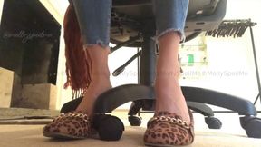 Foot ignore shoe dangling at work