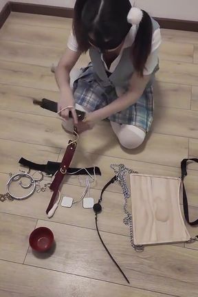 Hs021-an Asian Girl in School Uniform Was Disciplined