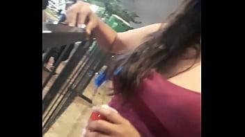 &iexcl_Despu&eacute_s de la fiesta jovencita pillada en la calle! El no pudo aguantar ni 3 minutos cuando ella abri&oacute_ las piernas y le pidi&oacute_ correrse.