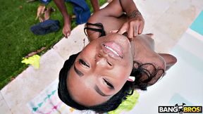 Naomi Squirts