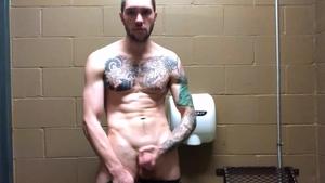 ChaosMen - Muscle Jake Hart swallow in restroom