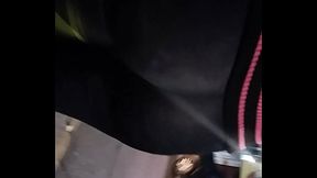 Calza transparente en la calle