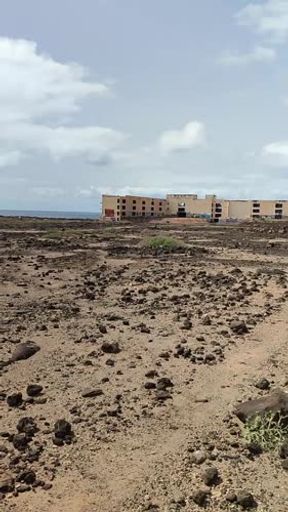 Sexo en un hotel abandonado