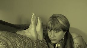Classic: Olga under feet (mp4)