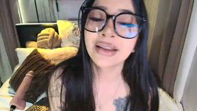 fuck machine in my mouth, pussy pr ass? your choice :smirk: fuck machine works with tips (k)