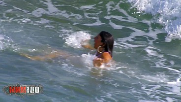 nathalie offre son cul à son sauveur