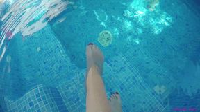 Hot Tub Toes