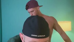 Chris white bareback homemade cumshot: hot daddy fucks cw