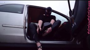 geile heels im auto anziehen ** outdoor fun **