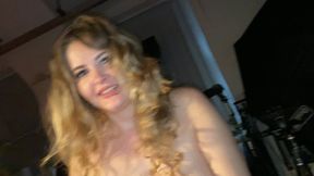 Smoking fetish blowjob