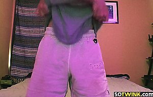David Skylar jerks off his big cock in this homemade solo video