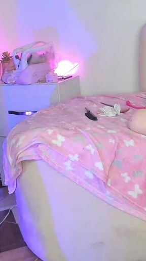 Petite Sumisa Sex Control Naked Show