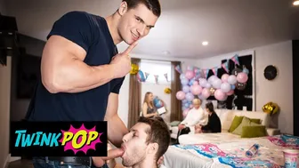 Benjamin Blue seduces his straight friend into craving cock over pussy