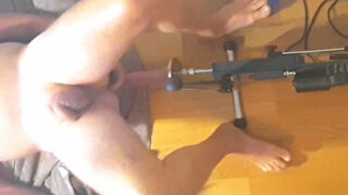 Masturbation, Ficken, Klein – Selbst gemachter Solo-Film einer europäischen schwulen Hure, die mit einem Dildo masturbiert