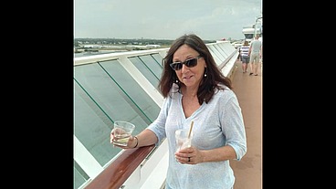Caribbean Cruise with Mature Sexy Swinging GILF Slut Candi Annie
