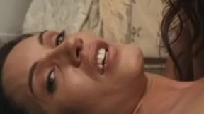 Watch plastic model's sex