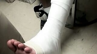 Hot Evan Heinze takes more than a foot cast in the emergency room