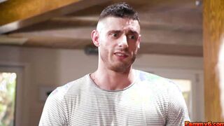 Billy Boston records himself masturbating while watching his stepsis Skylar
