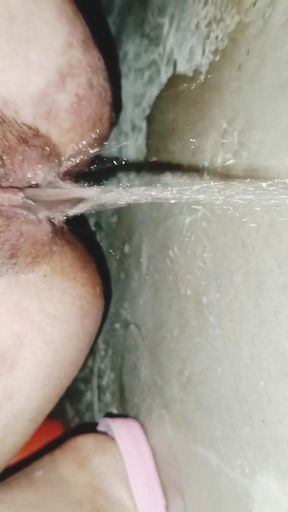 Unforgettable moment from &quot;Oatmeal selfie in room sex&quot;