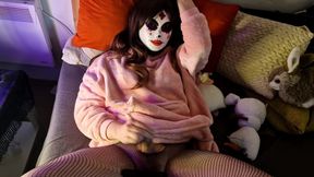 Shortly before going to bed, I jerked off. (4K)