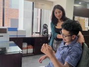 Mi compañero de oficina me ayuda a relajarme 🔥