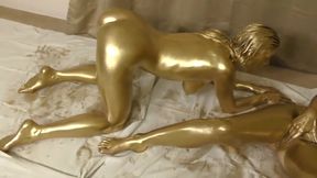 Milf Goldie Blair Is Turned Into Real Gold Statue