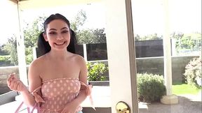 Naughty Sitter Lenna Lux Fucks All The Husbands And Makes Mad Tips From It!