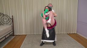 The Cheerleader Meets The Munch Monster - Head-First version