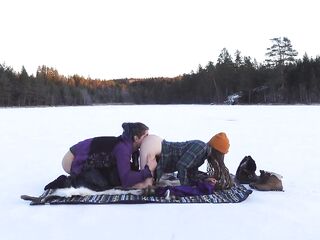 Sex on a frozen lake - RosenlundX - 4K