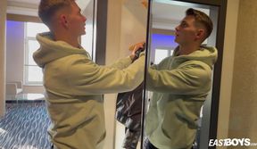 EastBoys.com: Too super-cute Tommy rubdown outdoors