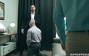 Rich leads Calvin to fucked Dales old ass