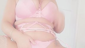 Maisie Lewis fucks herself on a chair wearing shibari lingerie