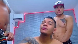 Tatted twink Jerking