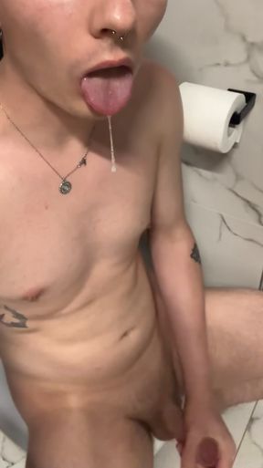 Gooning twink jerks off with tattoo and small dick