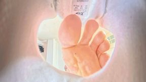 C4SGIANTESS26 ANNA humiliates the dwarf in the shoe 8K360VR