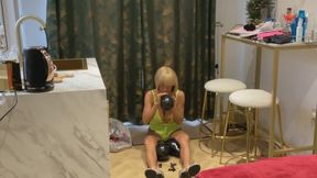 Winter balloons in the hut!