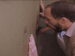 Muscular Gay Gives Amazing Blowjob