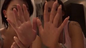 GIRLS GIRLS AND HANDS-FULL VIDEO-MP4