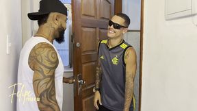 negao gostoso sendo fodido com forca