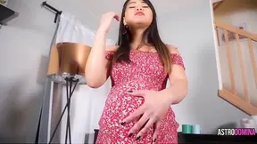 Cassava Queen Feasts On Dicks Before Spreading Wide Open