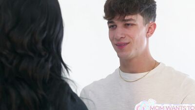 Jennifer White strips down & gets a creampie for Christmas - S4E1