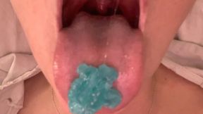 Elizabeth Swallowing Gummies