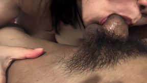 Beautiful Girl with Big Seduces This Guy to Crot on His Chest