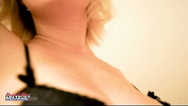 Busty petite blonde Faith gives a deepthroat and wild ride