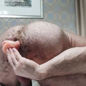 hairy bodybuilder has fun putting another cock in his ass