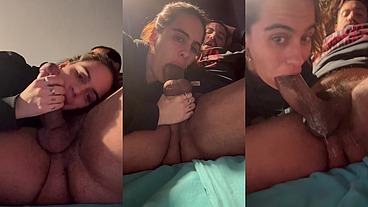Imagina toda a minha vara grossa pulsando na tua garganta! Essa filha da puta me acorda mamando todos os dias ! Francesa chupeteira !