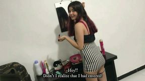 My stepsister&#039;s slut looks at me very rich while I fuck her - Porno en Espa&ntilde;ol