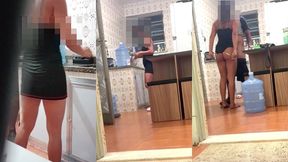 belinha hotwife se exibindo em dose dupla: seduziu o entregador e depois o moto uber. ganhou duas gozadas na boquinha!