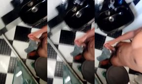 Moreno Baiano bareback punheta raw cumshot solo tears