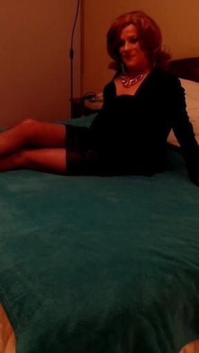 TV Fernanda in Her Bed